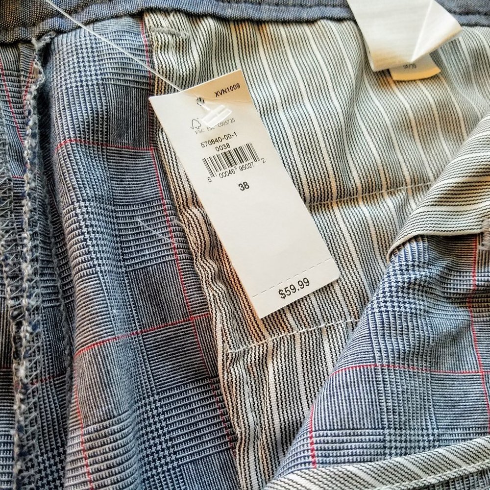 Men's Shorts - Picture 2 of 3